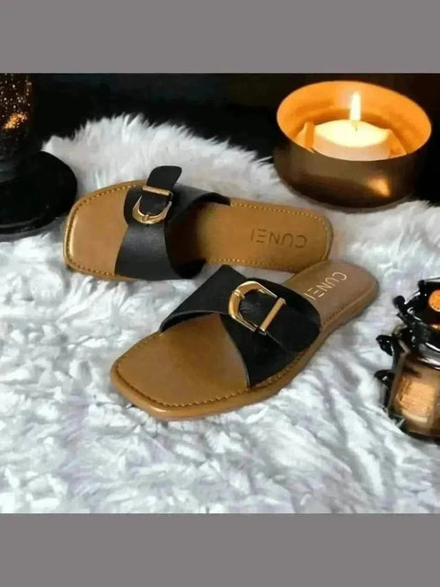 Black Buckled Flats - cunei